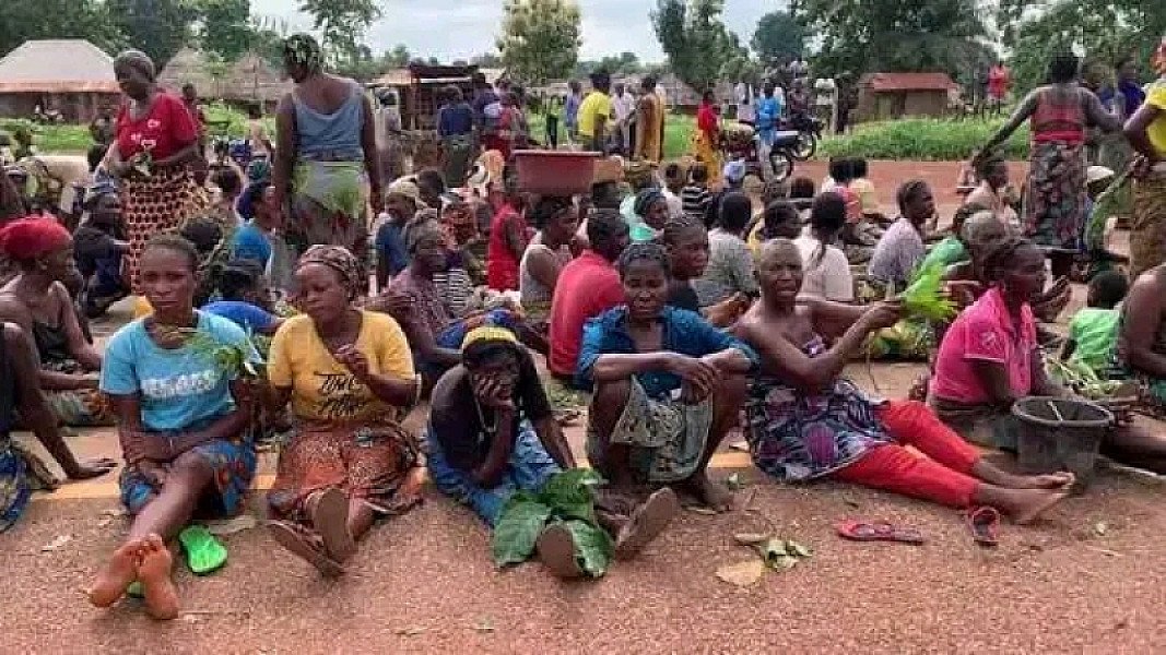 Governor Peter Mbah of Enugu State allegedly Pleads and Threatens Traditional Rulers in Aninri over Fulani Herdsmen